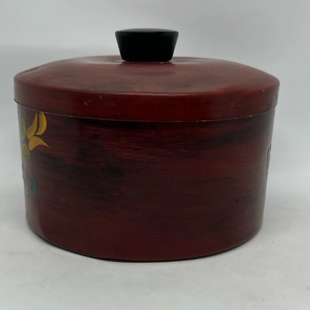 Vintage Primitive Hand Painted Aluminum Grease Jar with Lid